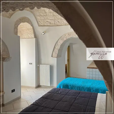 Trulli Casalini Civico 27 * אלברובלו